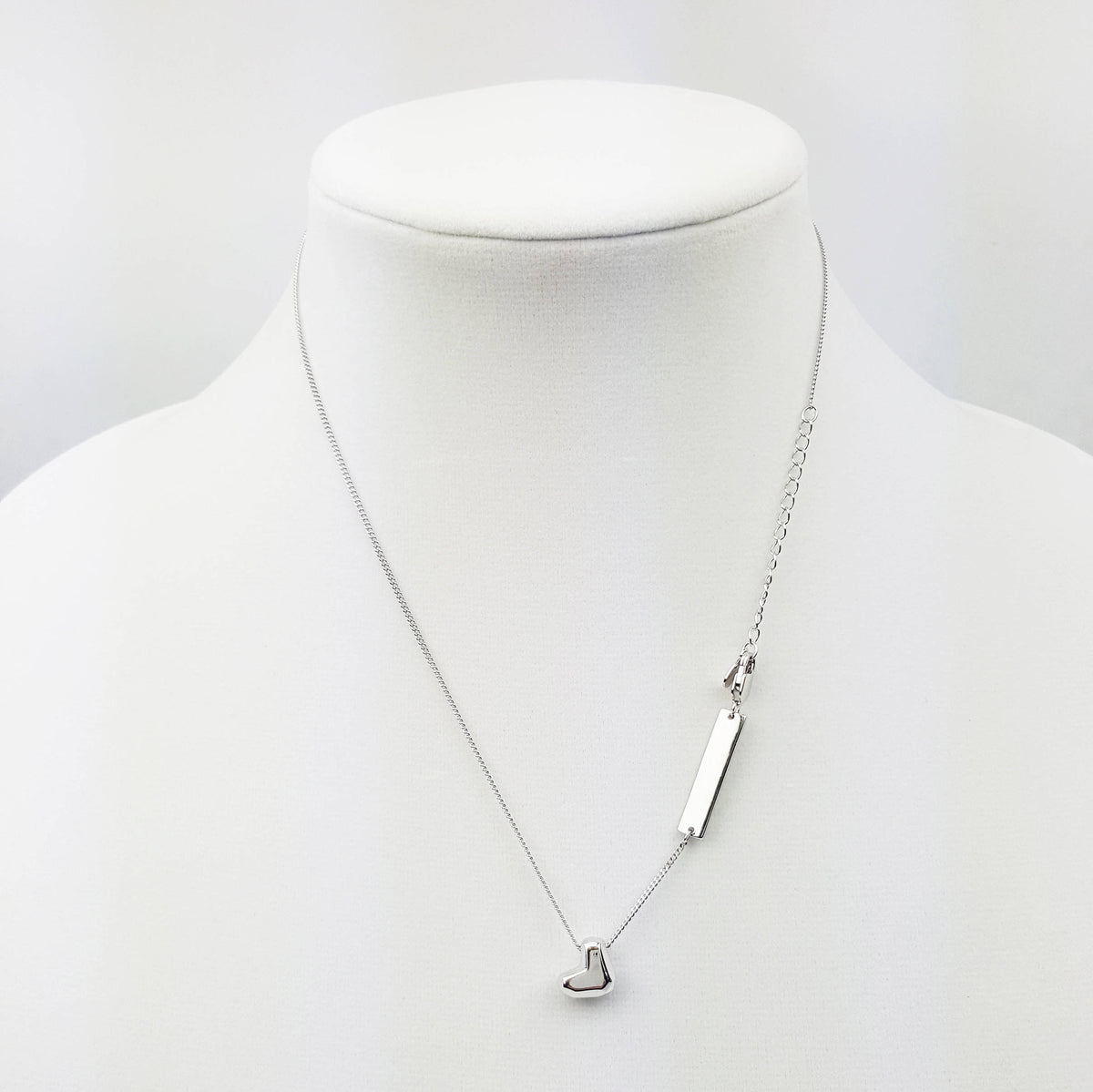 Personalized Bar Necklace, Diamond-faceted Heart, Gift for Mom, Mama Bear, Gold, Silver, Custom Cubs, Mother Gifts for Her, SEGC10004